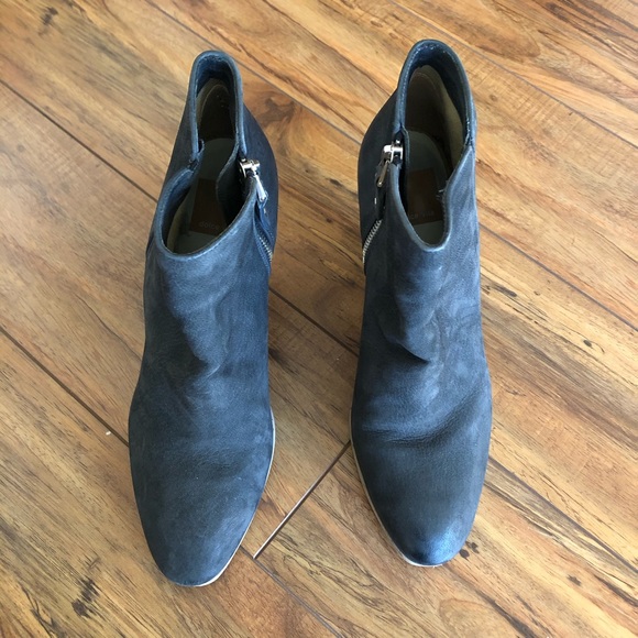 Dolce Vita Black Ankle Boots - Picture 3 of 5